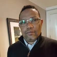 محمد محمود بكار - كاتب صحفي 