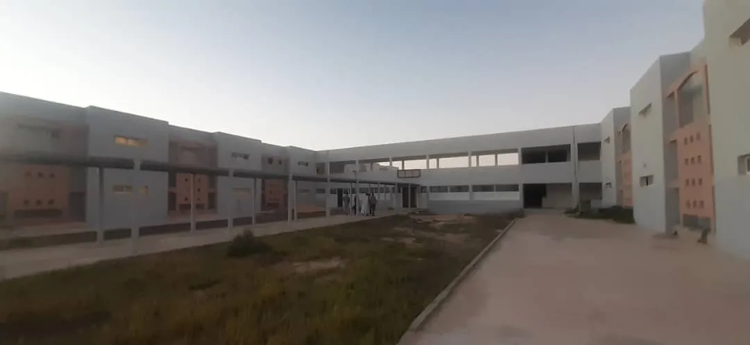 زار وزير الصحة الجناح المخصص لسكن الأطباء الكوبيين مرتين خلال 24 ساعة