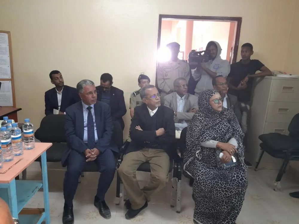 تابع الوزير رفقة السلطات الإدارية عرضا مفصلا في مندوبية الزراعة / ال?