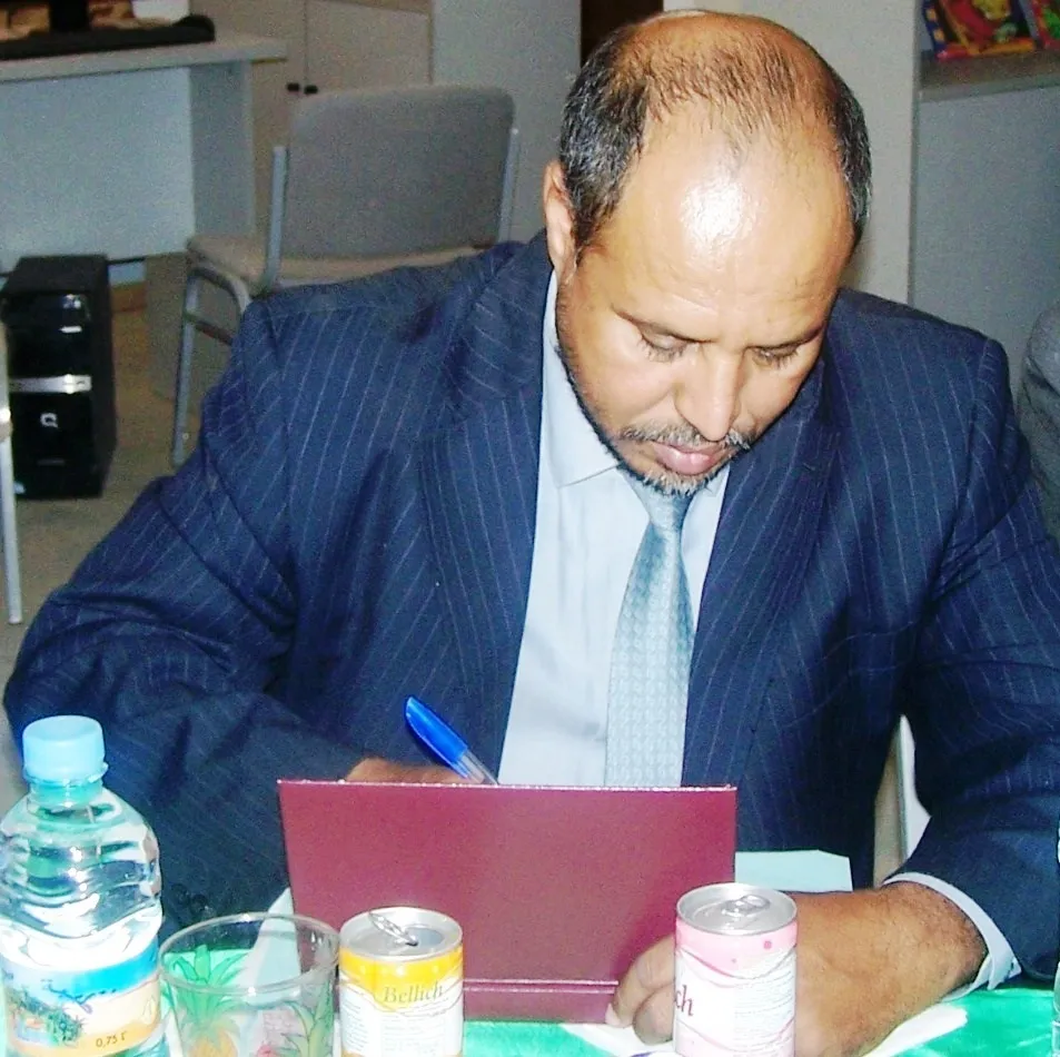 الإعلامي الراحل محمد المختار آبكه رحمه الله تعالى