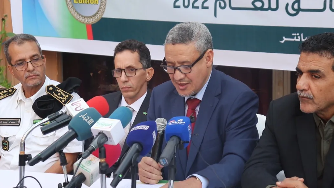  رئيس سلطة تنظيم النقل الطرقي الحسن ولد عوان خلال كلمة بالحفل الذي نظ