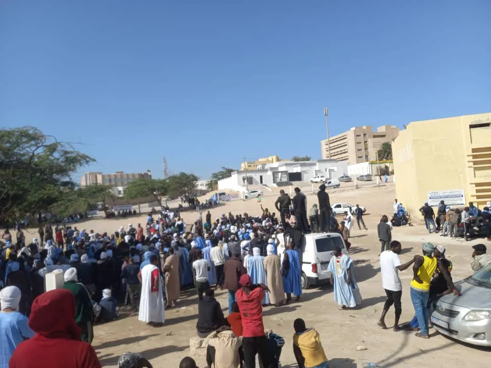 جانب من تظاهرة الصيادين التقليديين في نواذيبو اليوم/ الأخبار