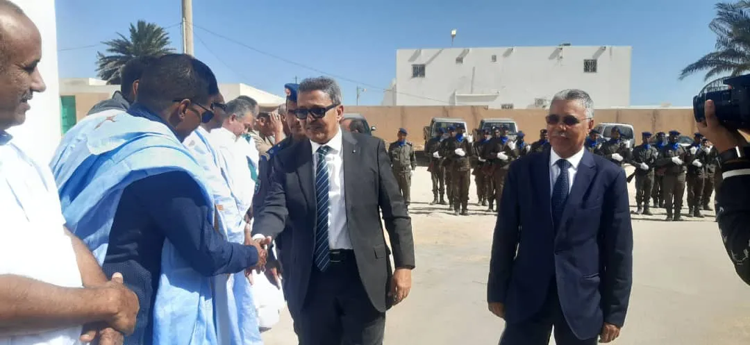 لحظة وصول الوالي الجديد ماحي حامد رفقة الوالي المنصرف إلى مبنى الولا