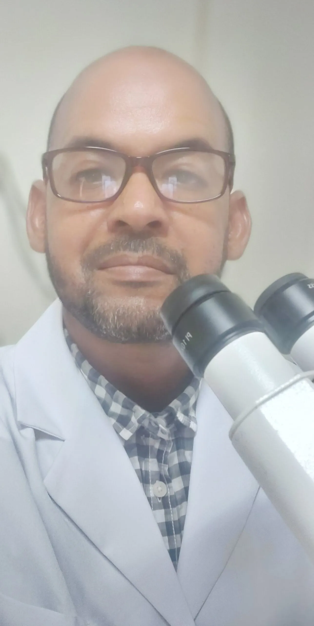 الأستاذ المساعد لعلم الخلايا والتشريح المرضي الدقيق في كلية الطب بج?