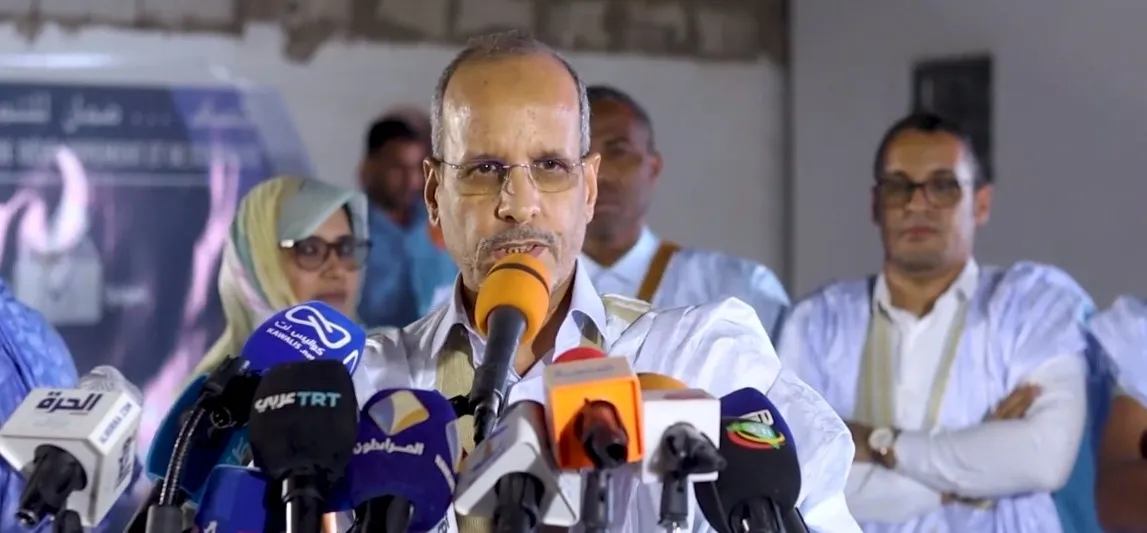 رئيس حزب الإنصاف الحاكم محمد ماء العينين ولد أييه خلال كلمته في النش?