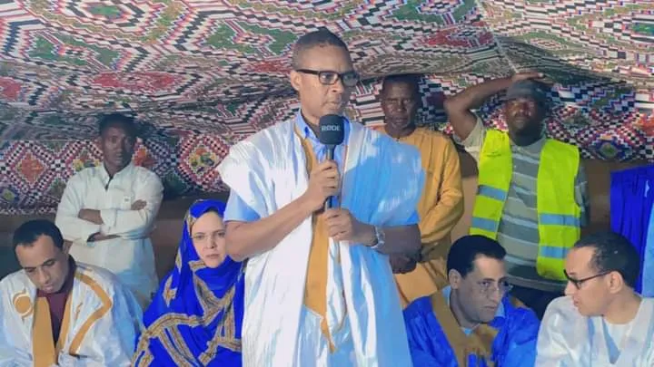 الوزير الأول محمد ولد بلال خلال حديثه البارحة في مقاطعة دار النعيم ب?