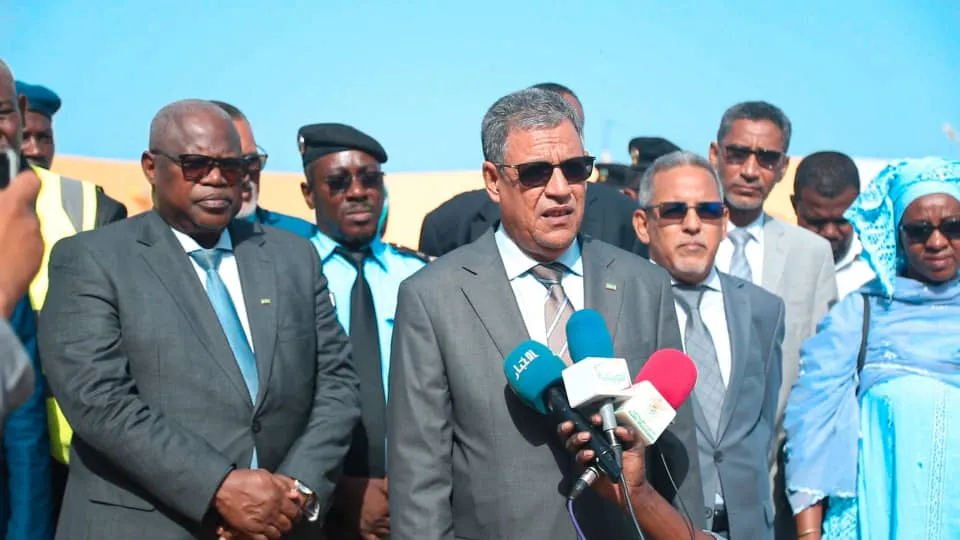 وزير التهذيب الوطني وإصلاح النظام التعليمي إبراهيم فال محمد الأمين ?