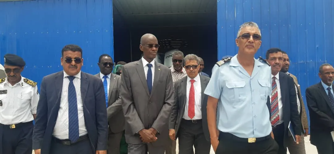 جانب من زيارة وزير الصيد لخفر السواحل اليوم/ الأخبار