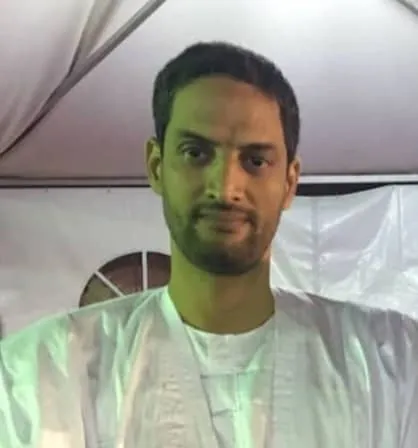 أحمد سالم ولد باب ولد حمدي، أستاذ بثانوية الامتياز: 4