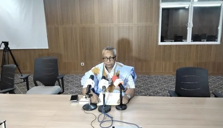 رئيس الفريق البرلماني لحزب الإنصاف الحاكم محمد الأمين ولد أعمر خلال 