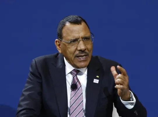 الرئيس النيجري المخلوع محمد بازوم 