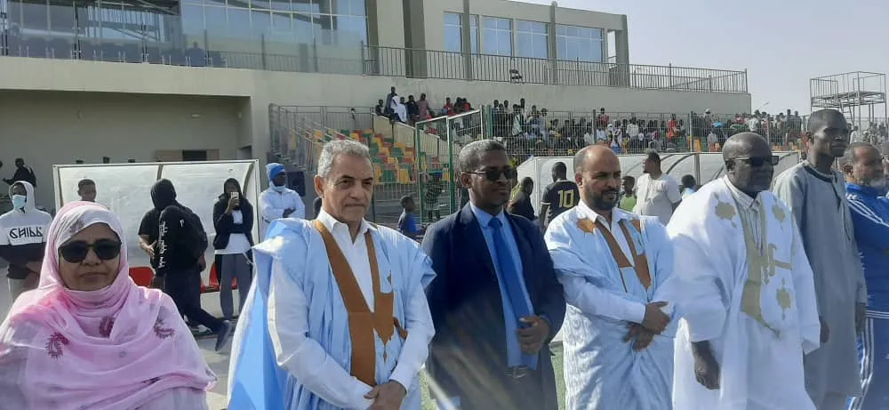 جانب من إنطلاق البطولة الرياضية في الملعب البلدي مساء اليوم الخاصة ب