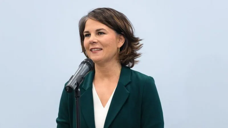 أنالينا بيربوك - وزيرة الخارجية الألمانية 