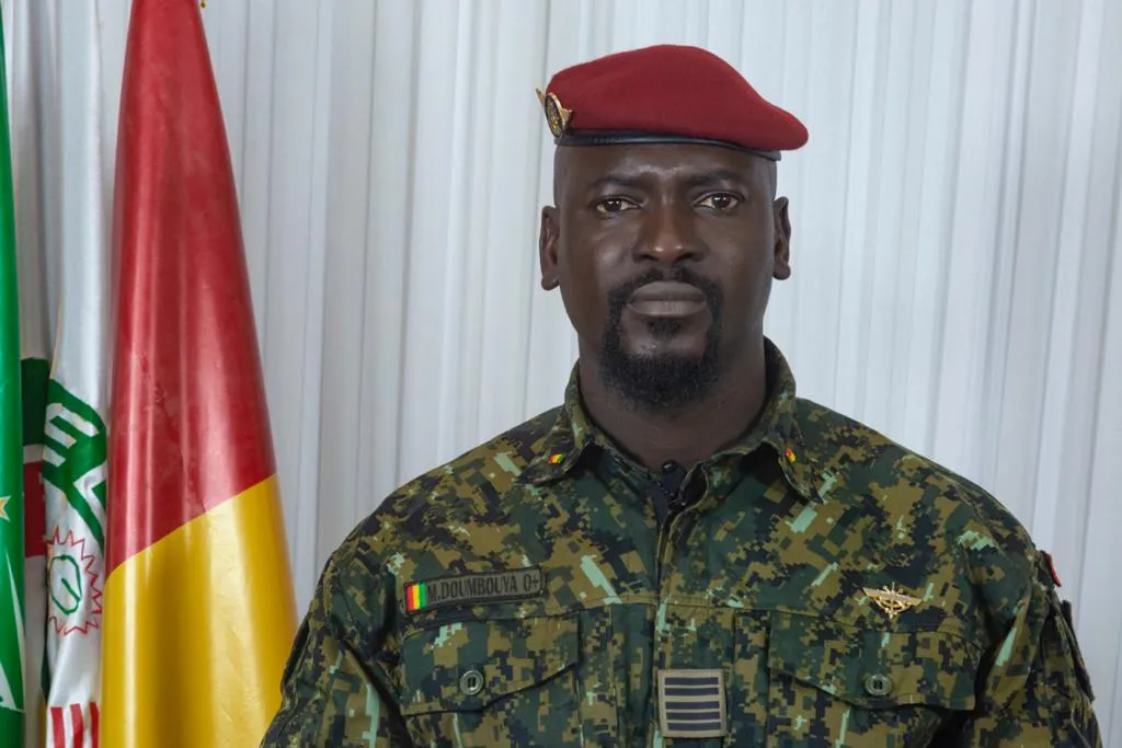 الرئيس الانتقالي الغيني العقيد مامادي دومبويا 