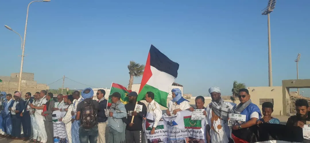 جانب من وققة الصحفيين مساء اليوم للتنديد بالاعتداءات الإسرائيلية عل