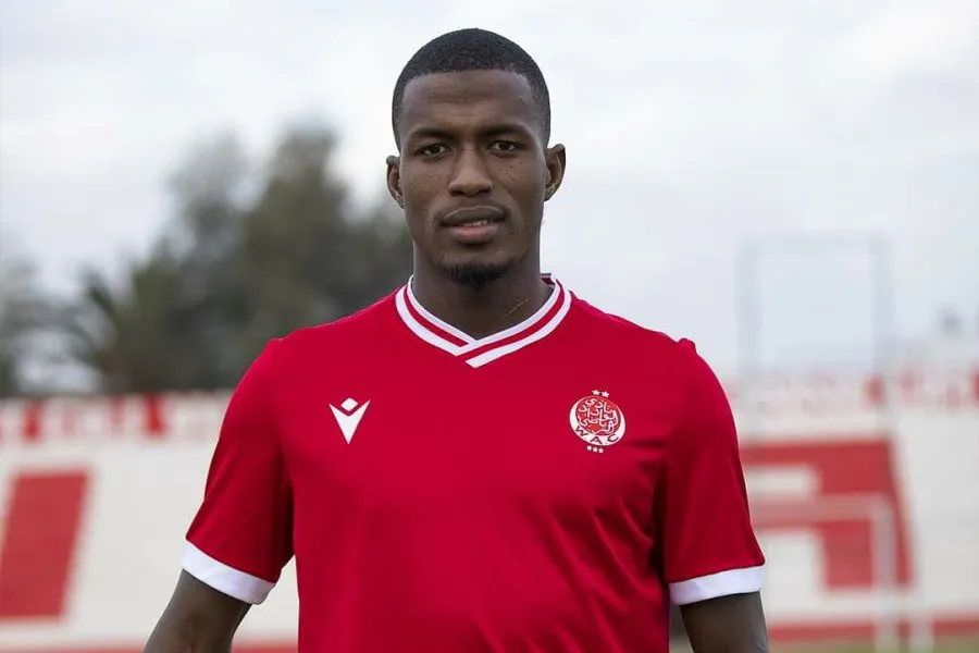 اللاعب سيدي بونه عمر 