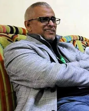 نائب رئيس حزب التكتل المختار ولد الشيخ قال إنهم يدرسون خياري الترشيح