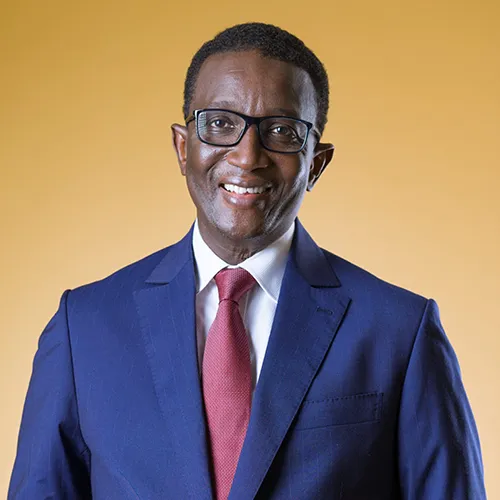 أمادو با: مترشح الائتلاف الحاكم في السنغال الخاسر في الانتخابات الرئ