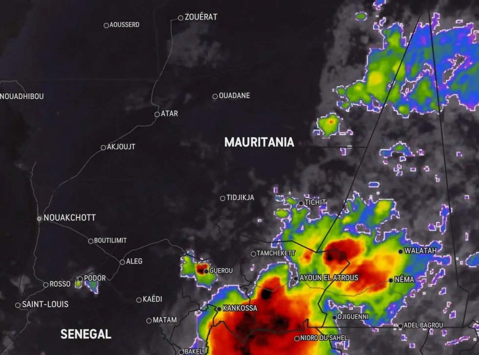 توزع السحب على كامل التراب الوطني عند الساعة 22:30