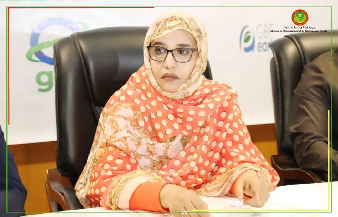 وزيرة البيئة والتنمية المستدامة مسعود بحام محمد لقظف