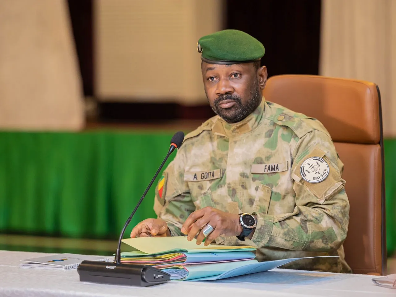 عاصيمي غويتا: الرئيس الانتقالي المالي 