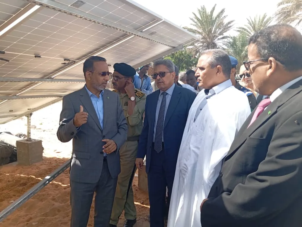 المندوب العام للتضامن ومكافحة الإقصاء (تآزر) الشيخ ولد بده خلال إحدى 