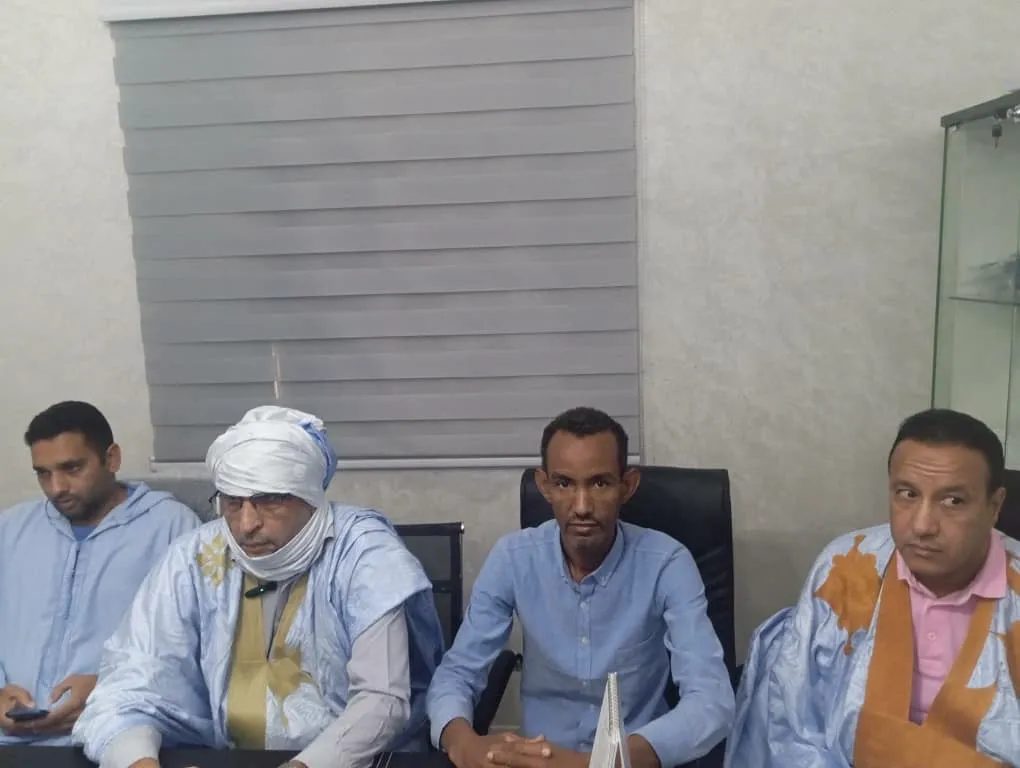 جانب من النقطة الصحفية للعمال المحولين من مستشفى نواذيبو/ الأخبار