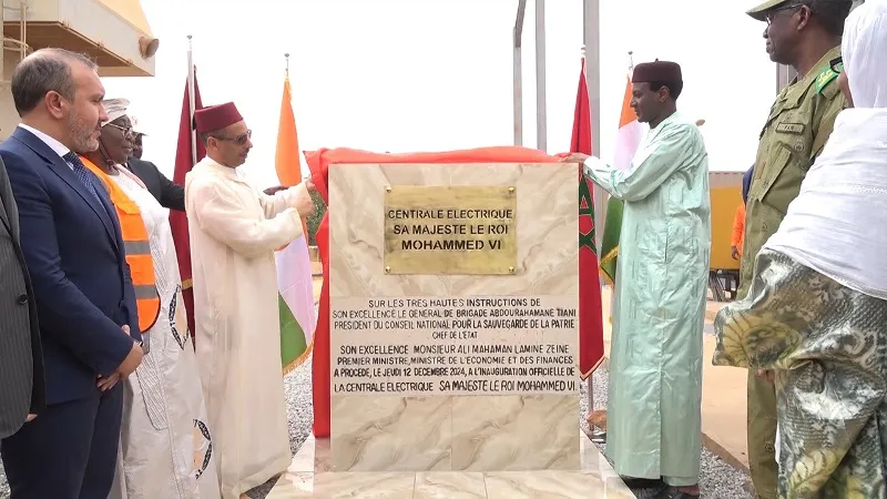 Inauguration_centrale_offerte_roi_Maroc