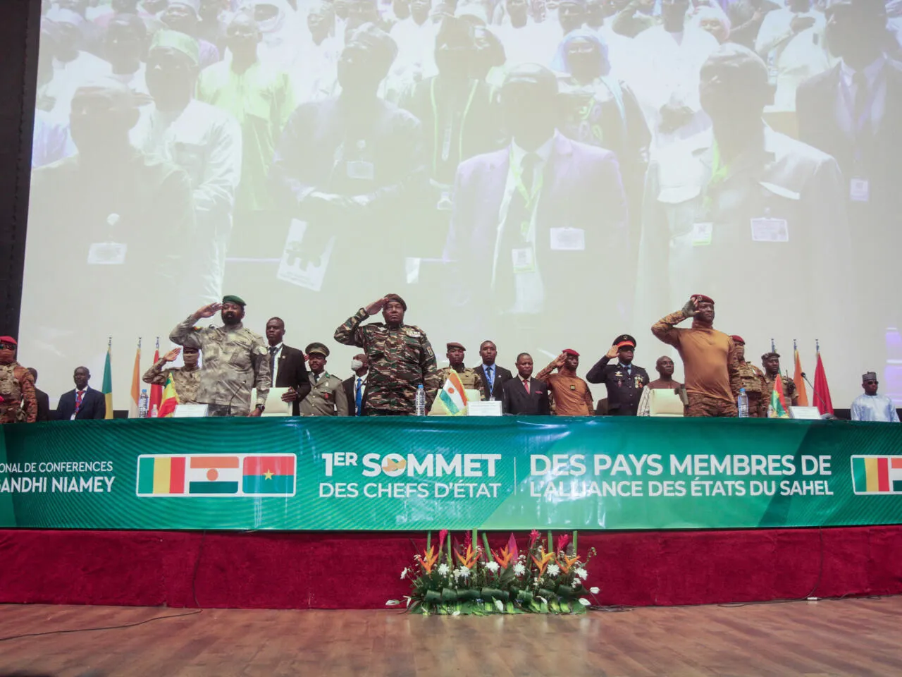 2024-07-06T181512Z_1246429594_RC2PP8A9G0DA_RTRMADP_3_WESTAFRICA-SECURITY-SAHEL