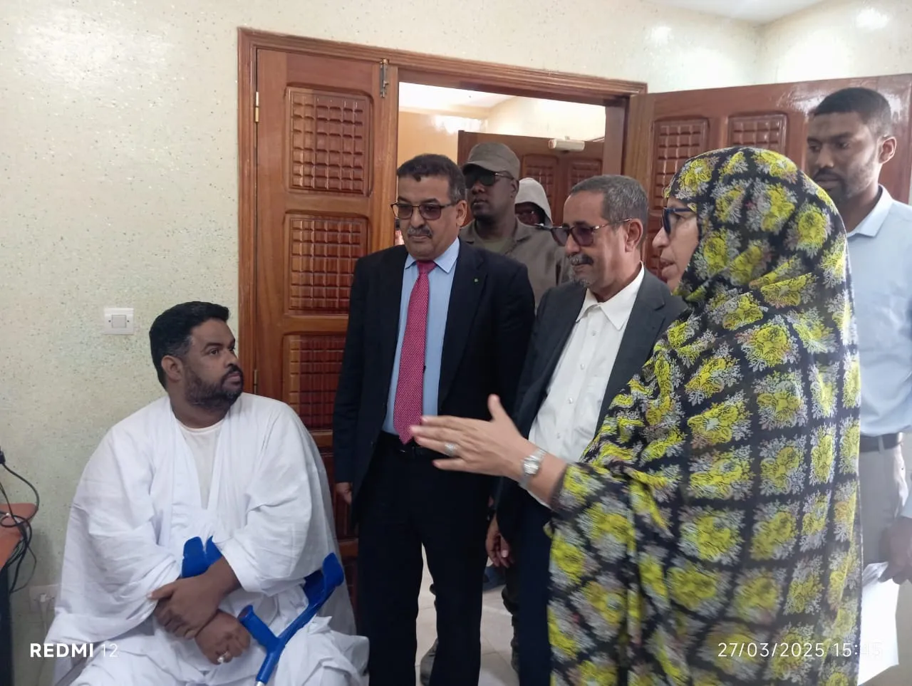 جانب من إشراف السلطات رفقة المديرة الجهوية لوزارة العمل الاجتماعي ع?