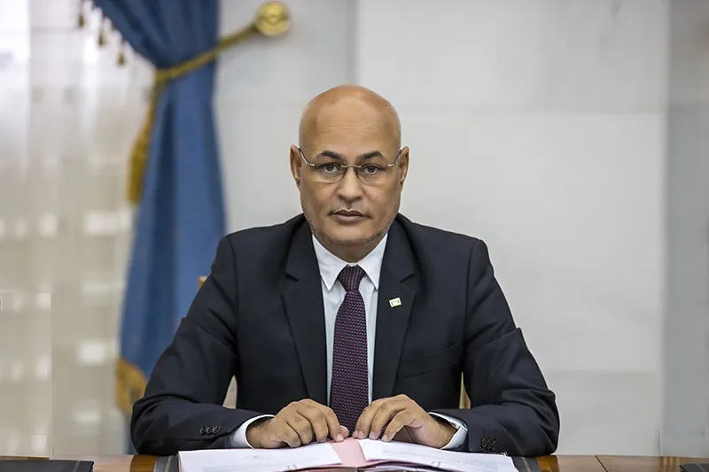 د. ختار ولد الشيباني - وزير سابق وأستاذ جامعي