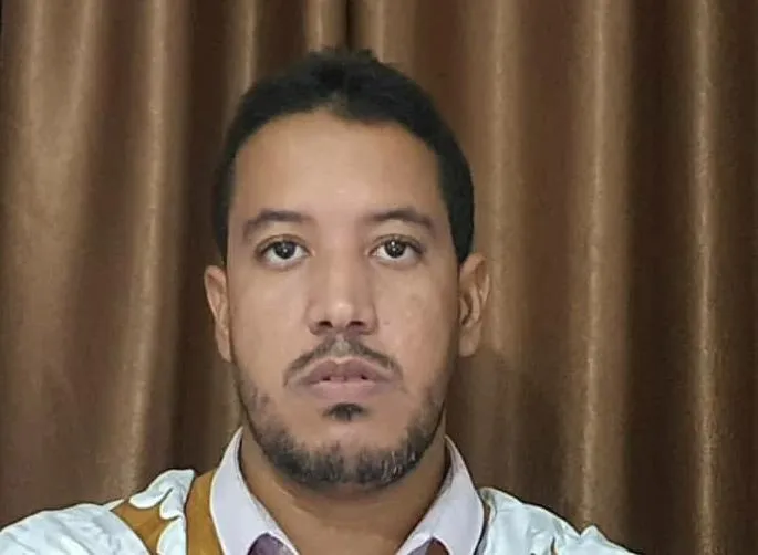 سيدي المختار لولي: باحث 