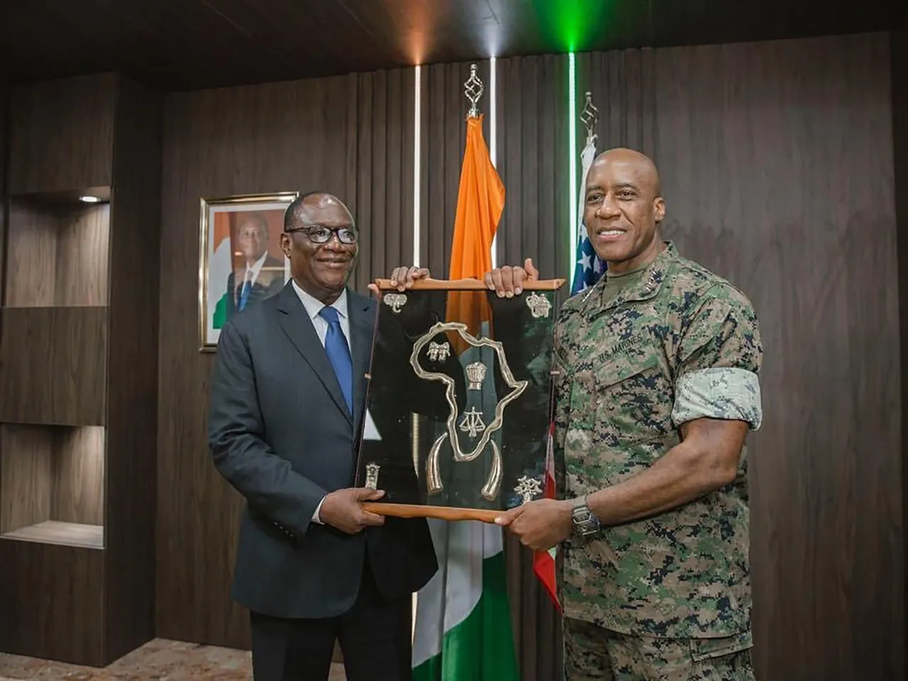 jad20250514-ass-civ-usa-base-americaine-discussions