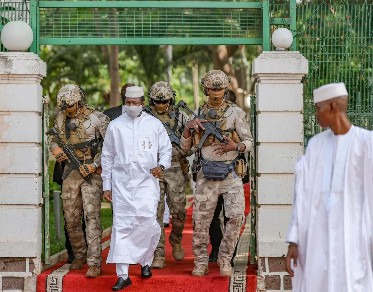 الرئيس الانتقالي المالي الجنرال عاصيمي غويتا