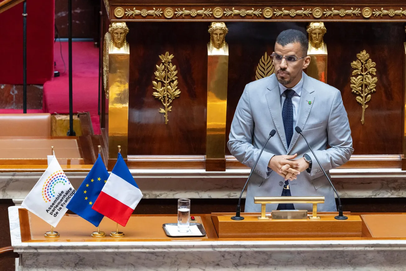 f30223a0-71fe-48d4-81ee-2b1616653c32