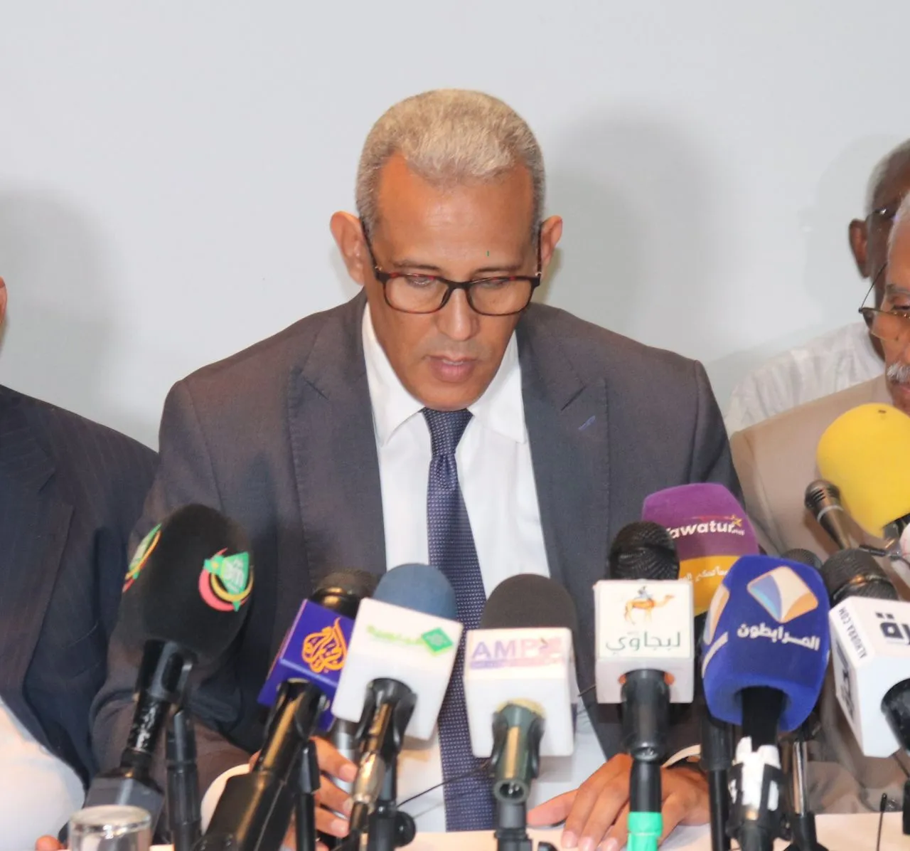 الأستاذ/ عبد الله اگاه