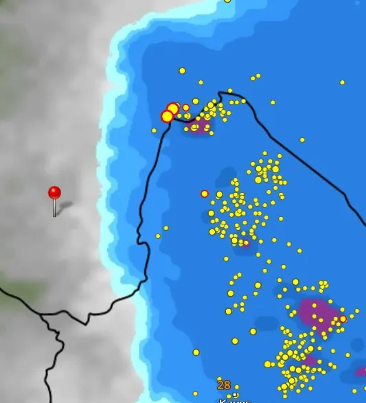 سحب ماطرة متوسطة إلى كثيفة تتجه صوب غيدى ماغة وغورغل، الساعة 21:25، الإ
