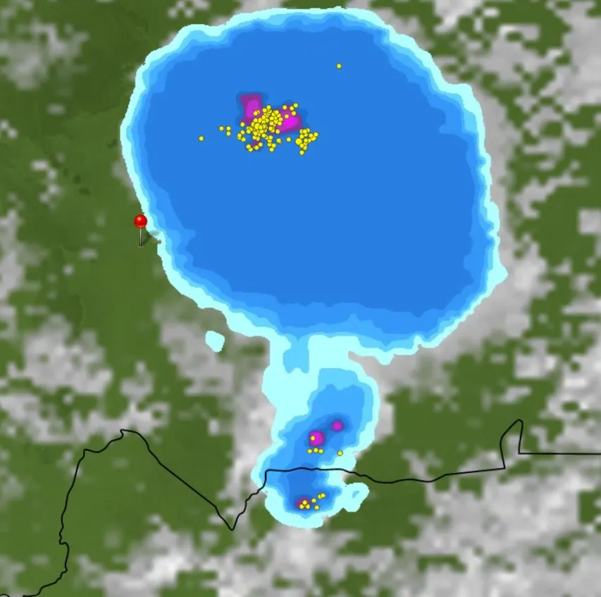 خارطة انتشار السحب الماطرة عند الساعة 09:55، الإشارة عند مدينة كيفة