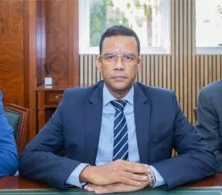 وزير الشؤون الإسلامية والتعليم الأصلي الفضيل ولد سيداتي ولد أحمد لو?