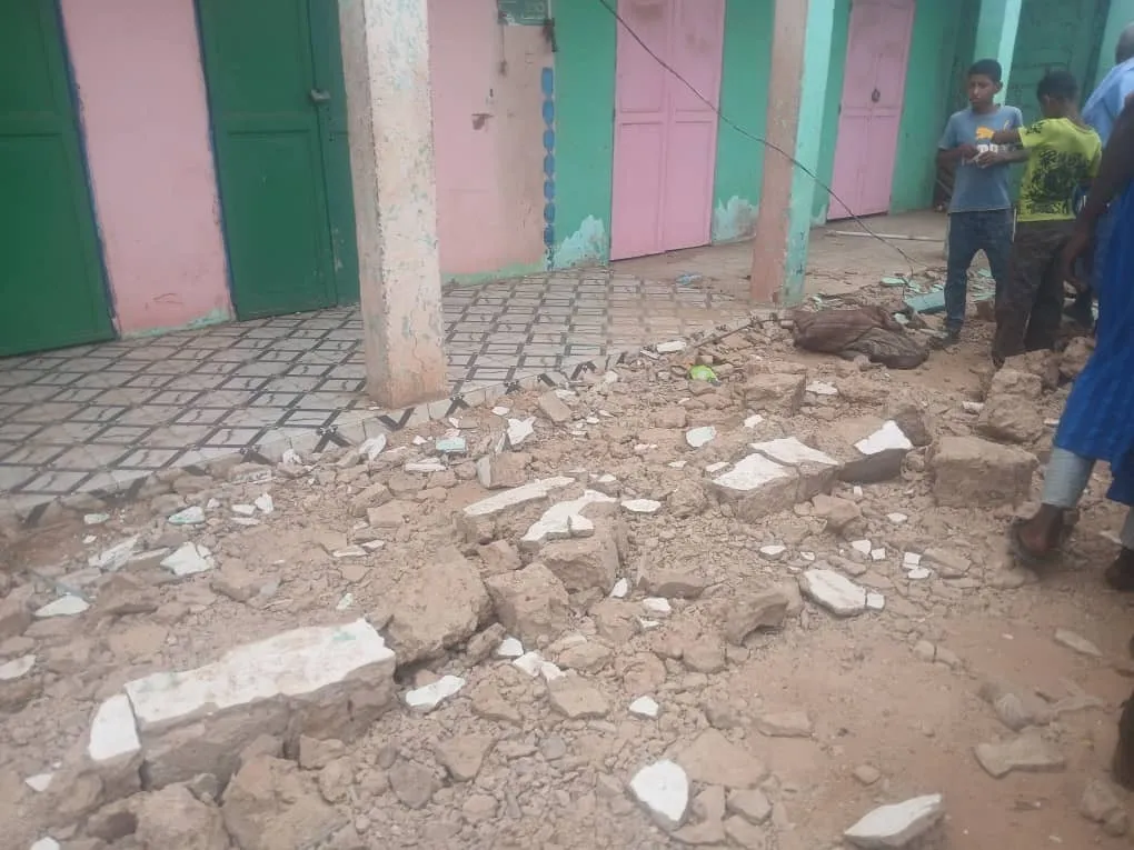 آثار سقوط الشرفة التي أودت بحياة السيدات الثلاث