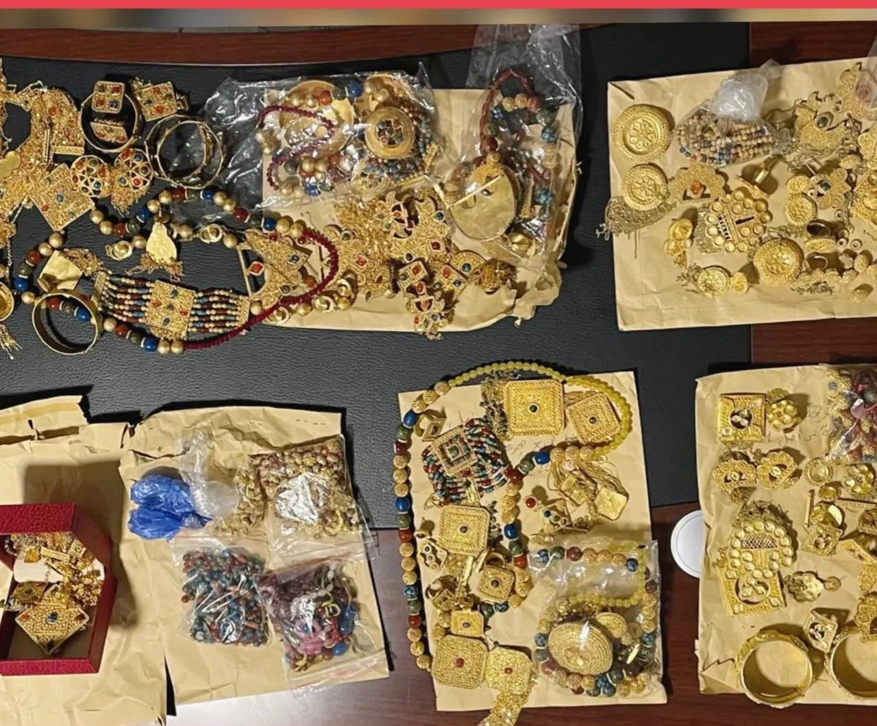 b1a1ea73-3ddf-4ab9-89b3-6e10cceb99e4