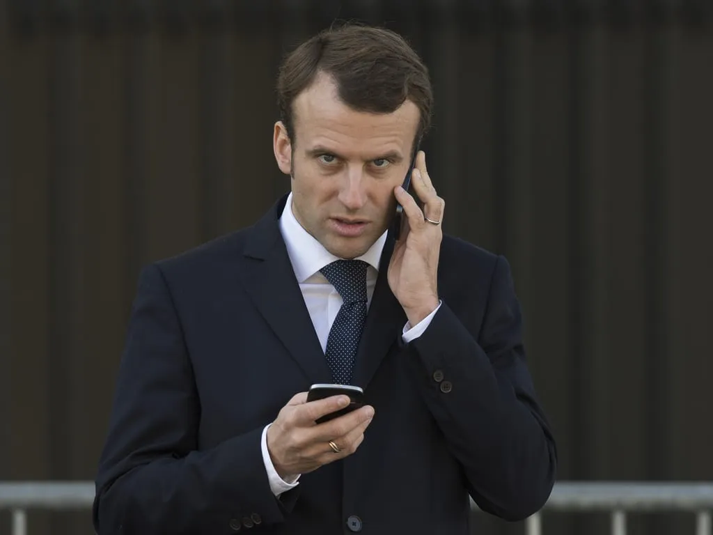 الرئيس الفرنسي إيمانويل ماكرون 