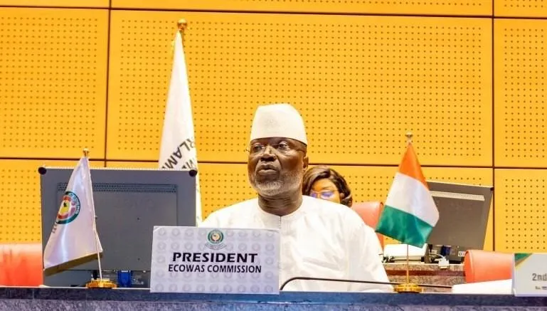 عمر علي توراي: رئيس مفوضية إيكواس 