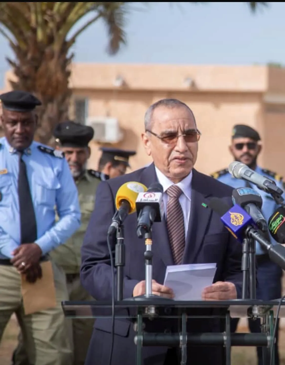 وزير الداخلية وترقية اللامركزية والتنمية المحلية محمد أحمد ولد محمد