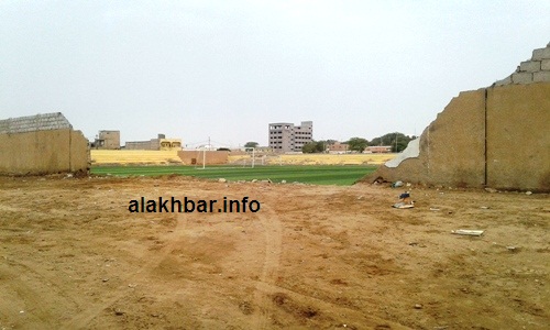هكذا هي وضعية ملعب نواذيبو بعد سقوط أجزاء منه/ الأخبار