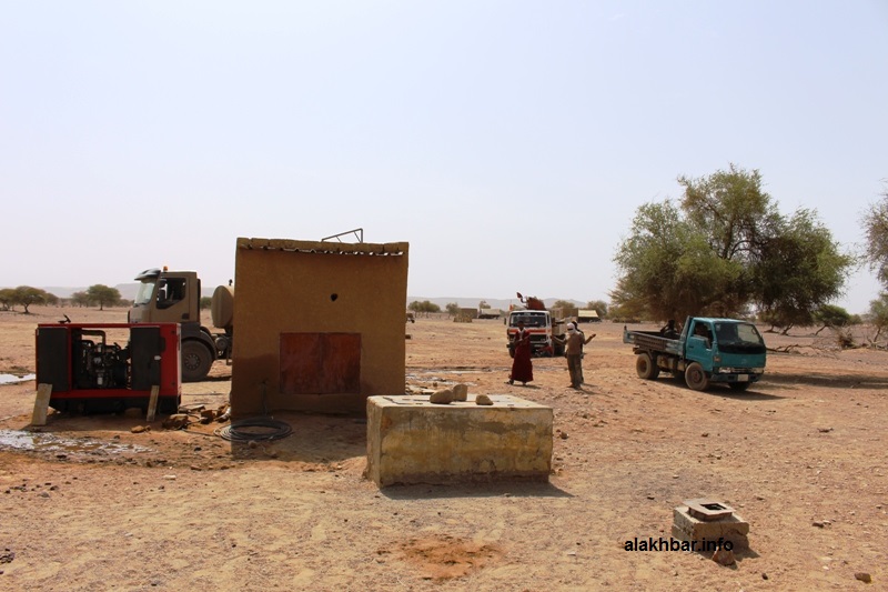 يئر السدرة والذي تعتمد عليه المدينة في توفير نسبة معتبرة من المياه التي توزع فيها يوميا (الأخبار)
